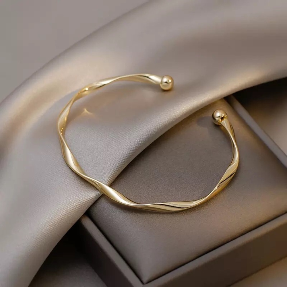 “Anya” Minimalist Twist Open Adjustable Gold Neutral Fashion Simple Bracelet - Picture 2 of 7